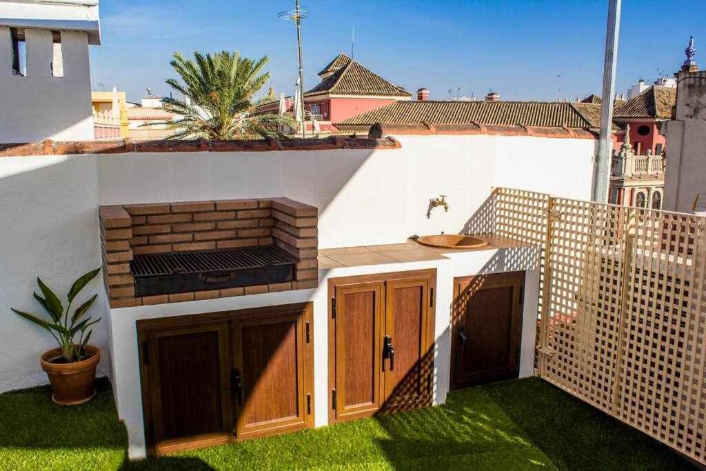 Atico Con Piscina Junto Catedral De Sevilla Εξωτερικό φωτογραφία