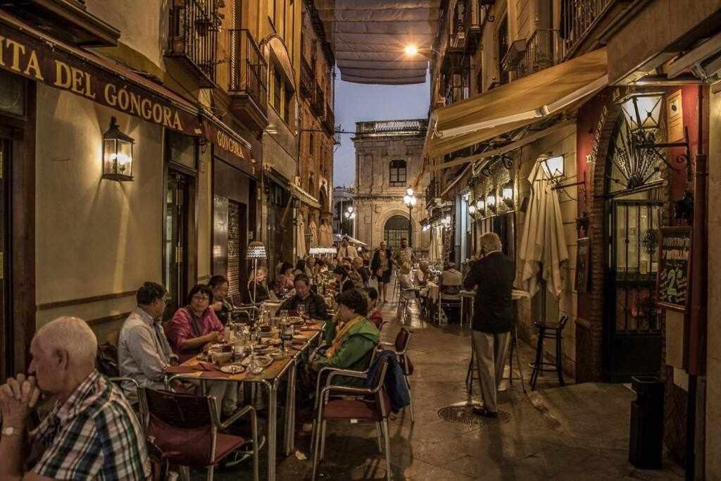 Atico Con Piscina Junto Catedral De Sevilla Εξωτερικό φωτογραφία